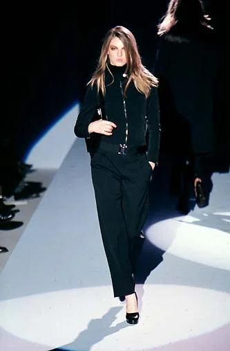 Look 16